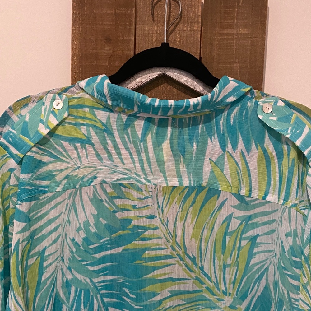 Ruby Rd. Tropical Leaf Print Button Down Shirt - … - image 5